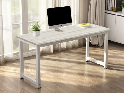 Taylen 140cm Computer Desk - Maple