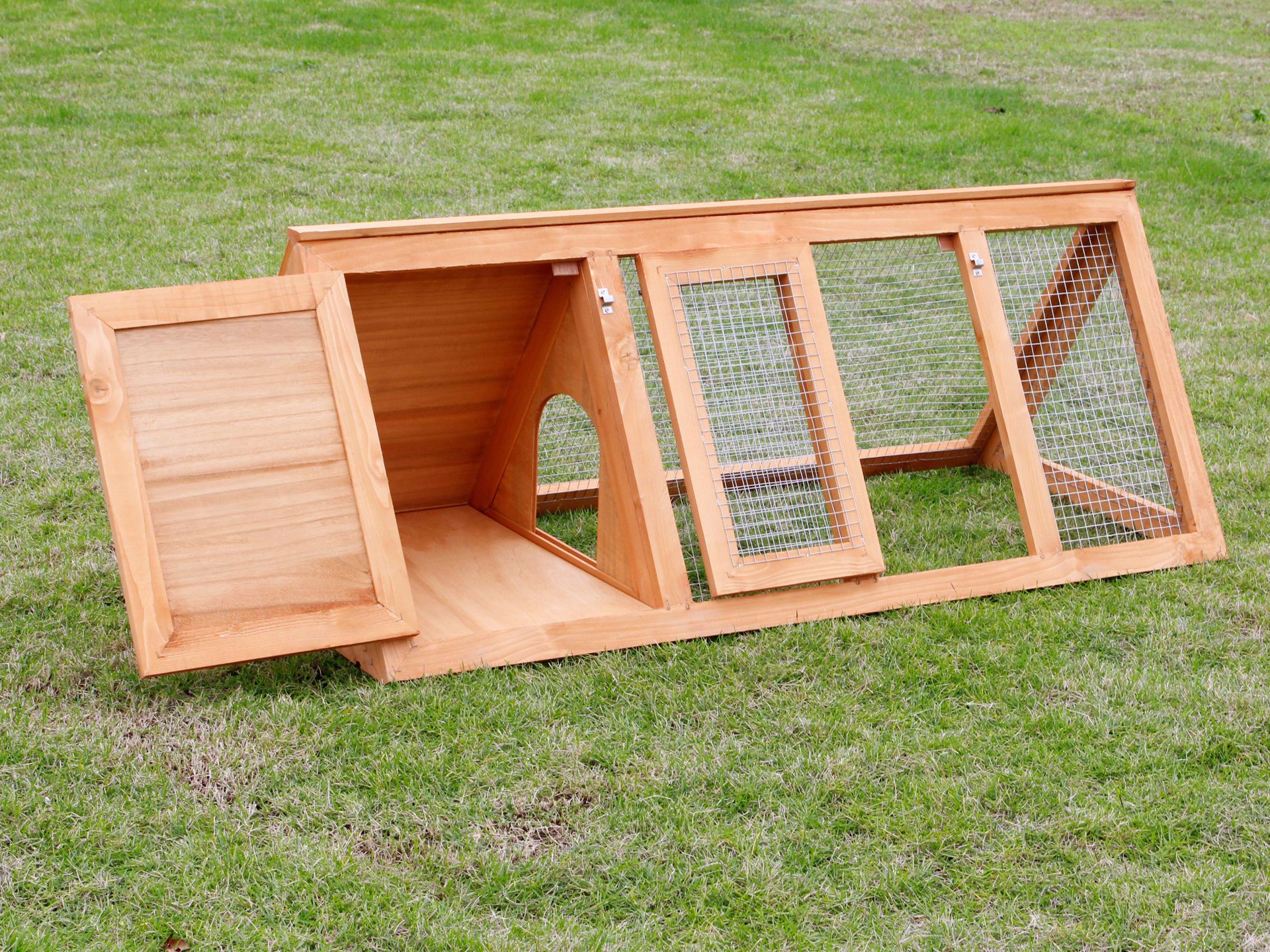 Triangle rabbit clearance hutch plans