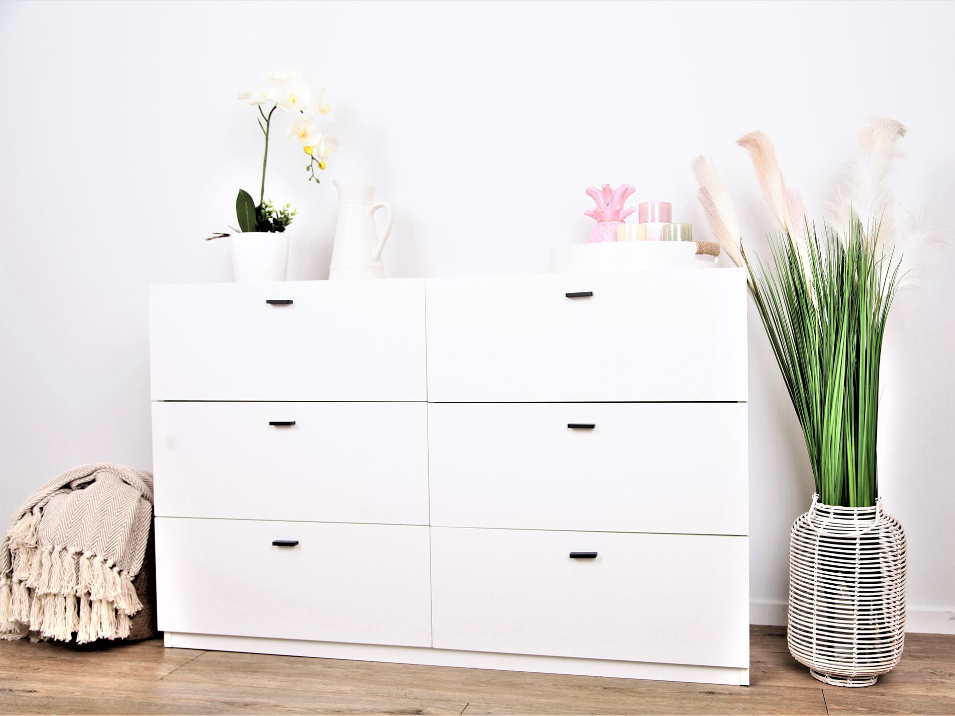 White dresser outlet low